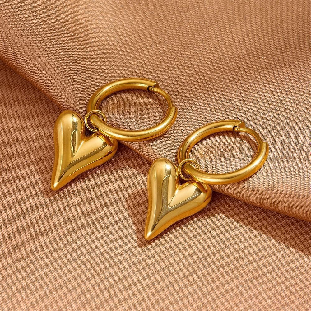 Alma - Pendientes Dorados de Corazon