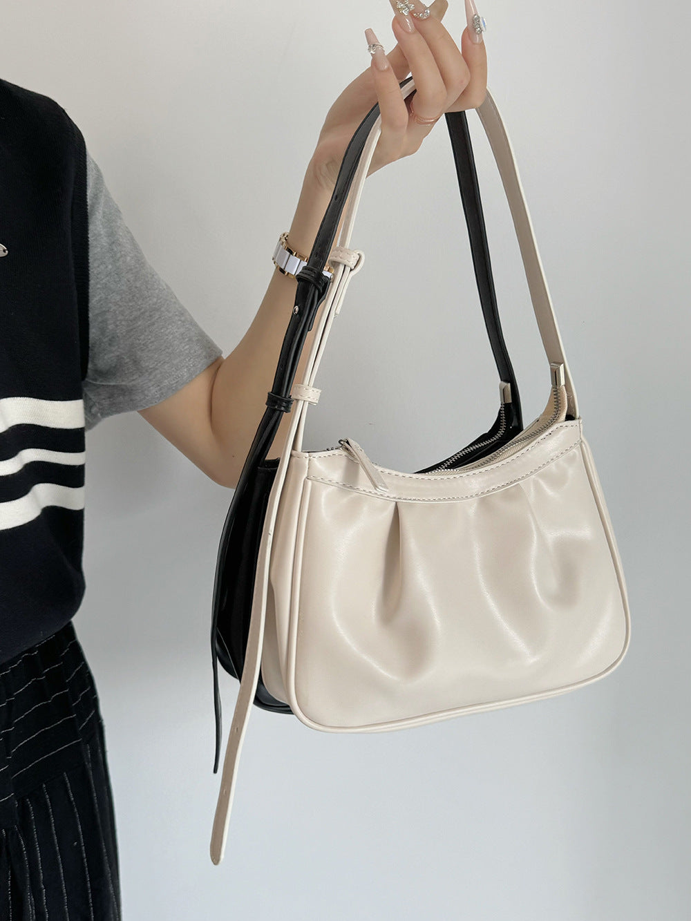 Aurora - Bolso Hobo Elegante